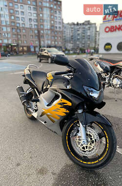 Спортбайк Honda CBR 600F 2000 в Ивано-Франковске