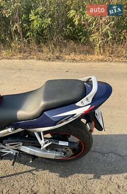 Мотоцикл Спорт-туризм Honda CBR 600F 2001 в 
