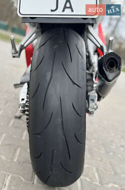 Спортбайк Honda CBR 600F 2000 в 