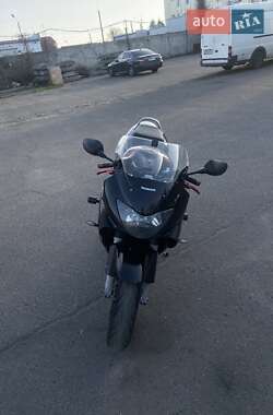 Спортбайк Honda CBR 600F 2000 в 
