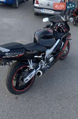Спортбайк Honda CBR 600F 2000 в 