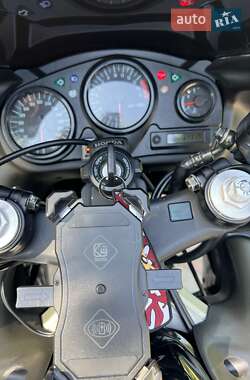 Спортбайк Honda CBR 600F 1999 в 