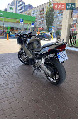 Мотоцикл Спорт-туризм Honda CBR 600F 1997 в 