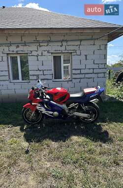 Мотоцикл Спорт-туризм Honda CBR 600F 1999 в 