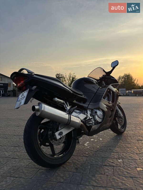 Спортбайк Honda CBR 600F 1997 в Сокале