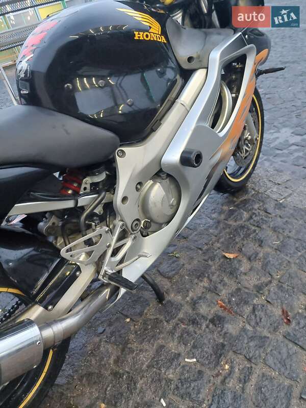 Мотоцикл Спорт-туризм Honda CBR 600F 1999 в Золочеве фото 8 Мотоцикл Спорт-туризм Honda CBR 600F 1999 в Золочеве