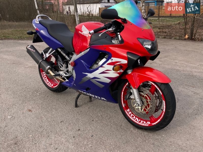 Honda CBR 600F 1999