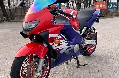 Спортбайк Honda CBR 600F 1999 в Виннице