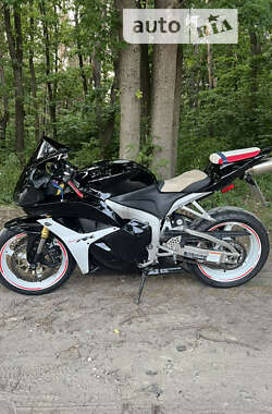 Спортбайк Honda CBR 600RR 2012 в Львові