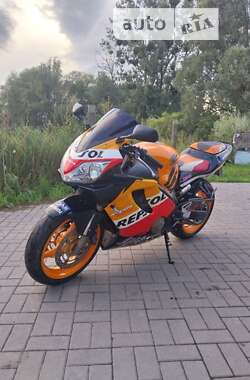 Спортбайк Honda CBR 600RR 2003 в Полтаві