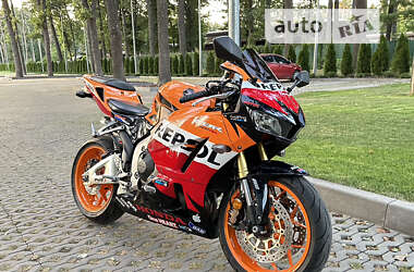 Спортбайк Honda CBR 600RR 2013 в Харкові