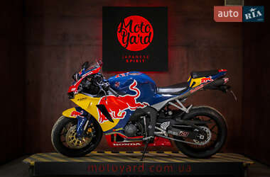 Спортбайк Honda CBR 600RR 2020 в 