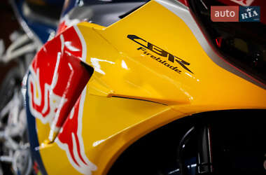 Спортбайк Honda CBR 600RR 2020 в 