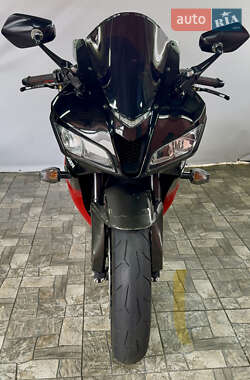 Мотоцикл Спорт-туризм Honda CBR 600RR 2010 в 