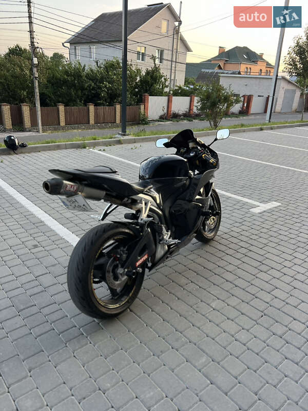 Спортбайк Honda CBR 600RR 2012 в Виннице
