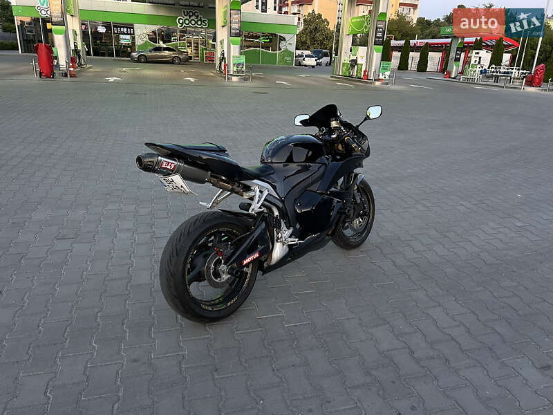 Спортбайк Honda CBR 600RR 2012 в Виннице