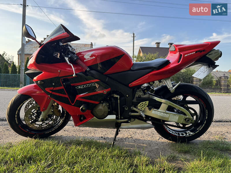 Спортбайк Honda CBR 600RR 2003 в Львове