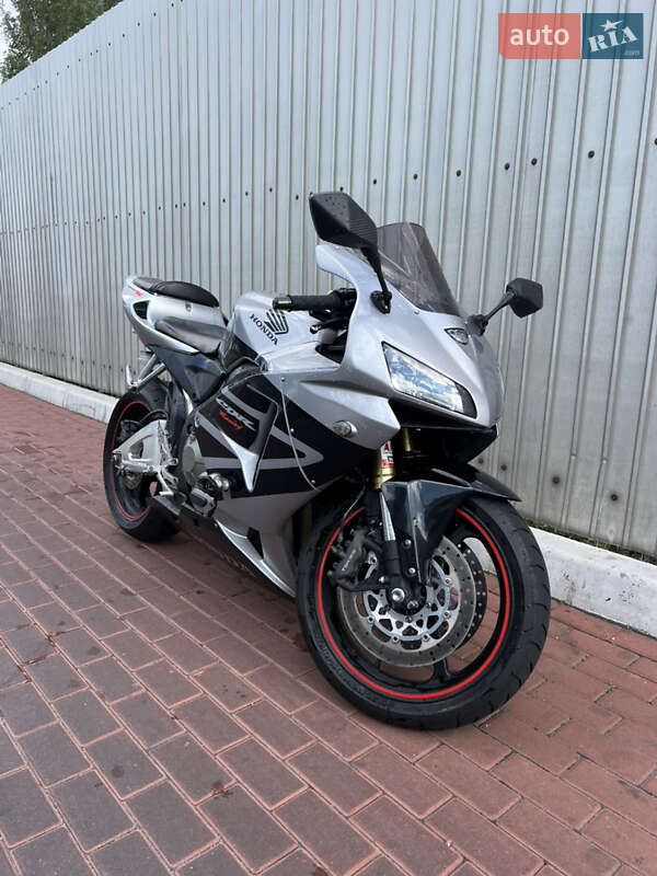 Honda CBR 600RR 2005