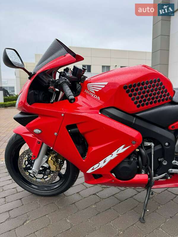 Спортбайк Honda CBR 600RR 2003 в Киеве