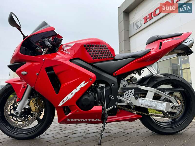 Спортбайк Honda CBR 600RR 2003 в Киеве