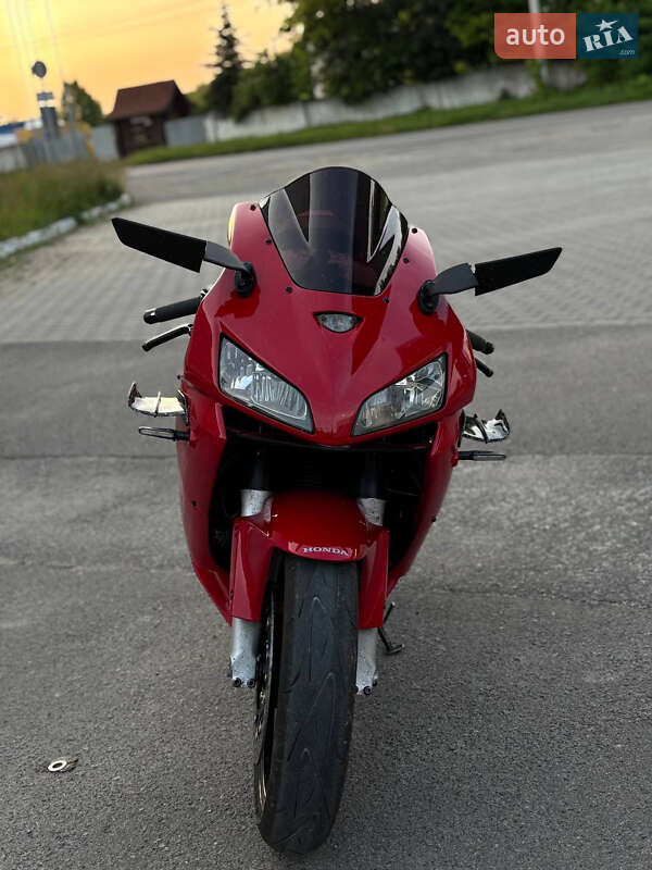 Спортбайк Honda CBR 600RR 2003 в Гусятині