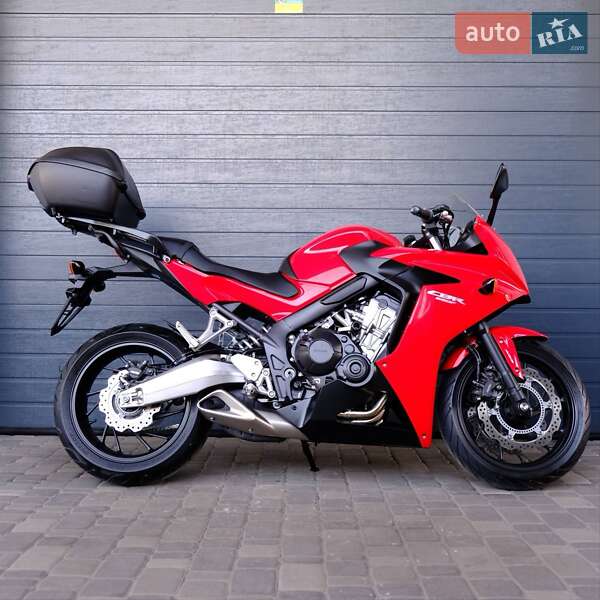 Мотоцикл Спорт-туризм Honda CBR 650F 2018 в Белой Церкви фото 2 Мотоцикл Спорт-туризм Honda CBR 650F 2018 в Белой Церкви
