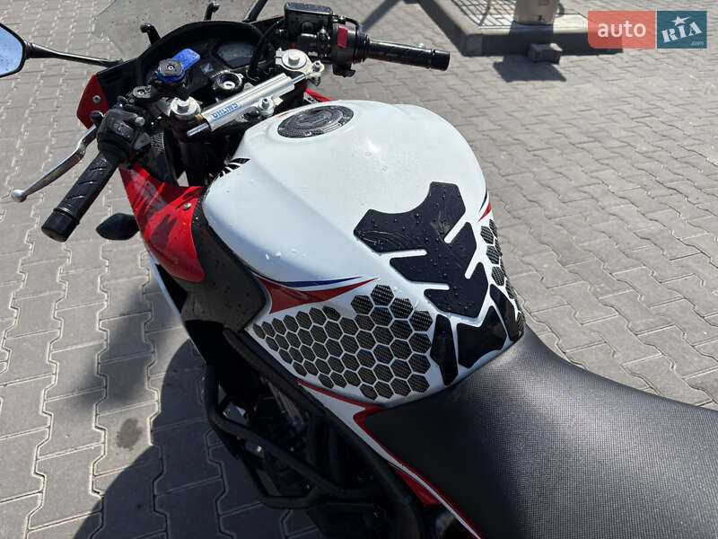 Мотоцикл Спорт-туризм Honda CBR 650F 2015 в Белой Церкви