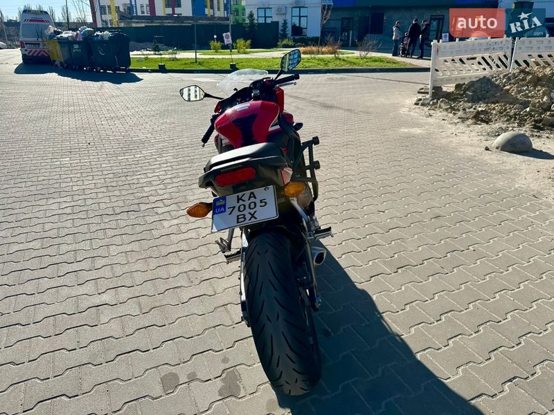 Мотоцикл Спорт-туризм Honda CBR 650F 2017 в Киеве фото 6 Мотоцикл Спорт-туризм Honda CBR 650F 2017 в Киеве