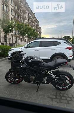 Спортбайк Honda CBR 650R 2021 в Николаеве