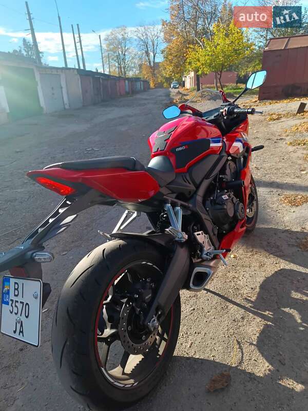 Спортбайк Honda CBR 650R 2024 в Полтаве