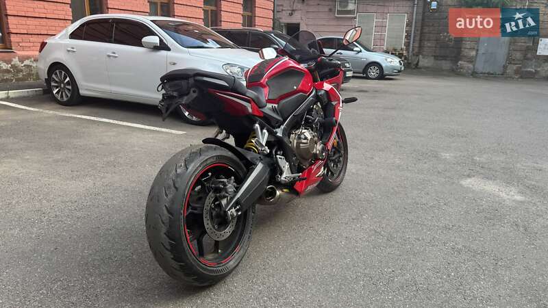 Мотоцикл Спорт-туризм Honda CBR 650R 2019 в Харькове фото 3 Мотоцикл Спорт-туризм Honda CBR 650R 2019 в Харькове