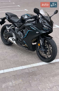 Спортбайк Honda CBR 650R 2023 в Софиевской Борщаговке