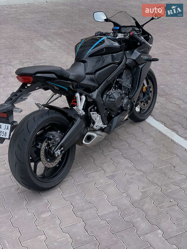 Спортбайк Honda CBR 650R 2023 в Софиевской Борщаговке