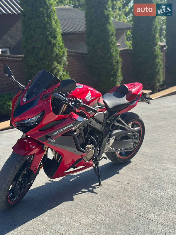 Мотоцикл Классик Honda CBR 650R 2022 в Черновцах