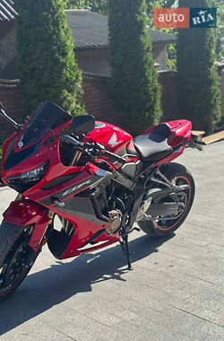 Мотоцикл Классік Honda CBR 650R 2022 в 