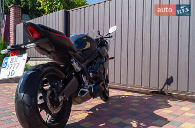 Спортбайк Honda CBR 650R 2024 в 