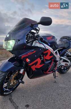 Спортбайк Honda CBR 900RR 1995 в 