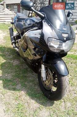 Спортбайк Honda CBR 900RR 1995 в Чернигове
