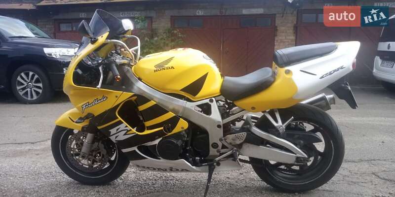 Спортбайк Honda CBR 929RR 2000 в Києві фото 4 Спортбайк Honda CBR 929RR 2000 в Києві