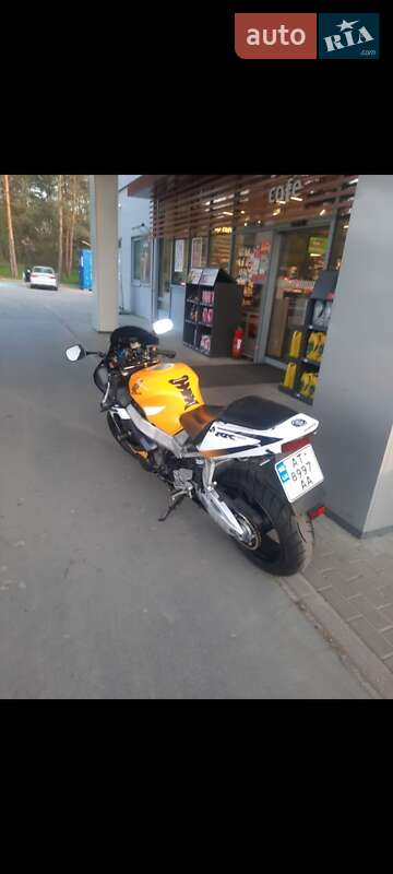 Спортбайк Honda CBR 929RR 2000 в Надворной