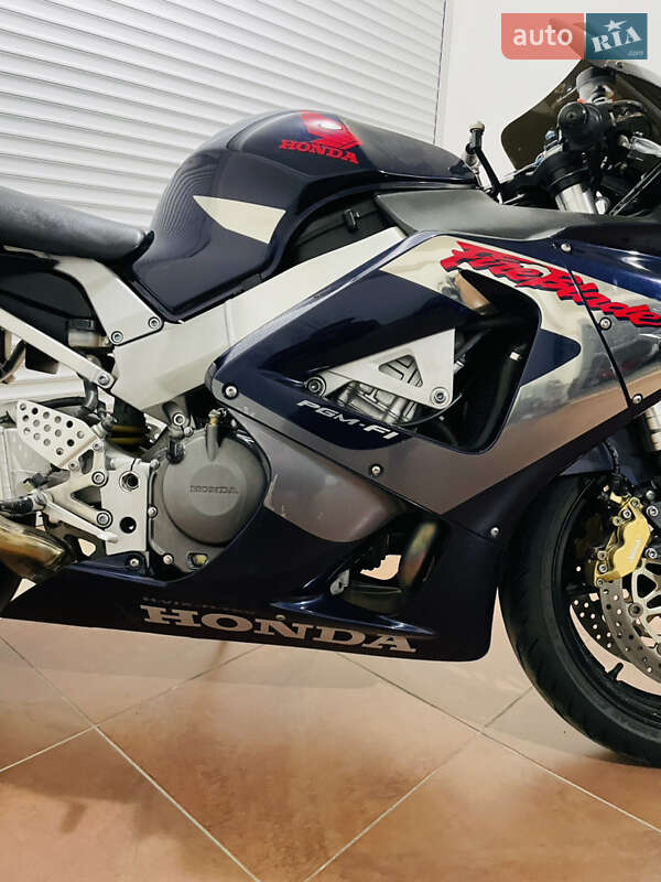 Спортбайк Honda CBR 929RR 2001 в Киеве
