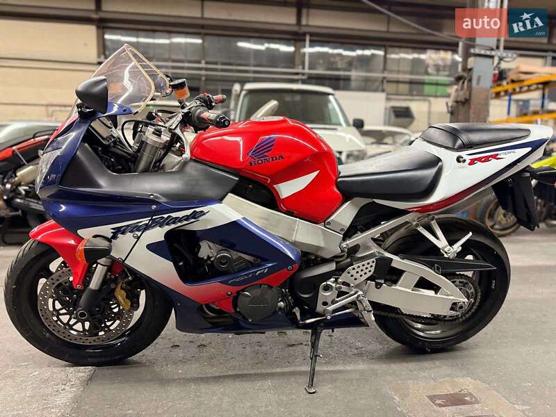 Honda CBR 929RR 2000