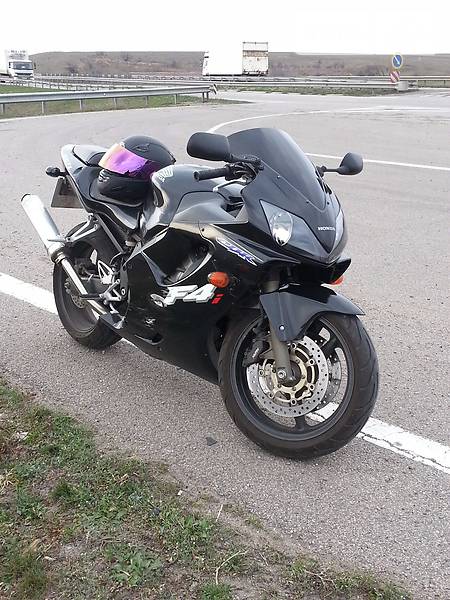 Спортбайк Honda CBR 2003 в Херсоне