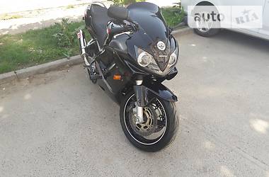 Спортбайк Honda CBR 2001 в Чернівцях