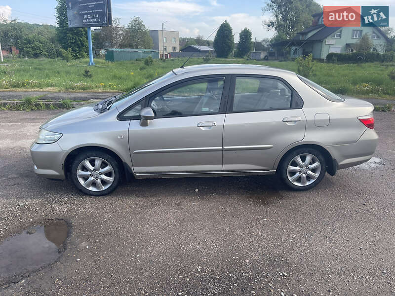 Седан Honda City 2006 в Калуші