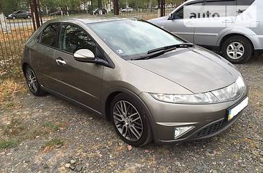 Хэтчбек Honda Civic 2007 в 