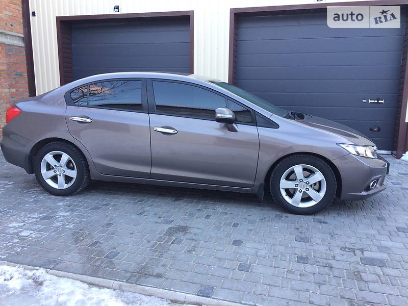 Седан Honda Civic 2012 в Каховке