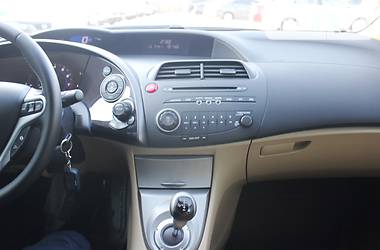 Хэтчбек Honda Civic 2007 в Запорожье