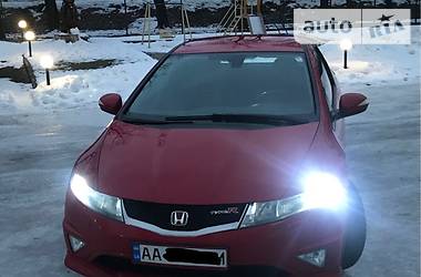 Купе Honda Civic 2007 в Киеве