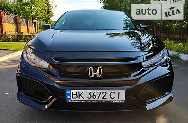 Седан Honda Civic 2015 в Ровно